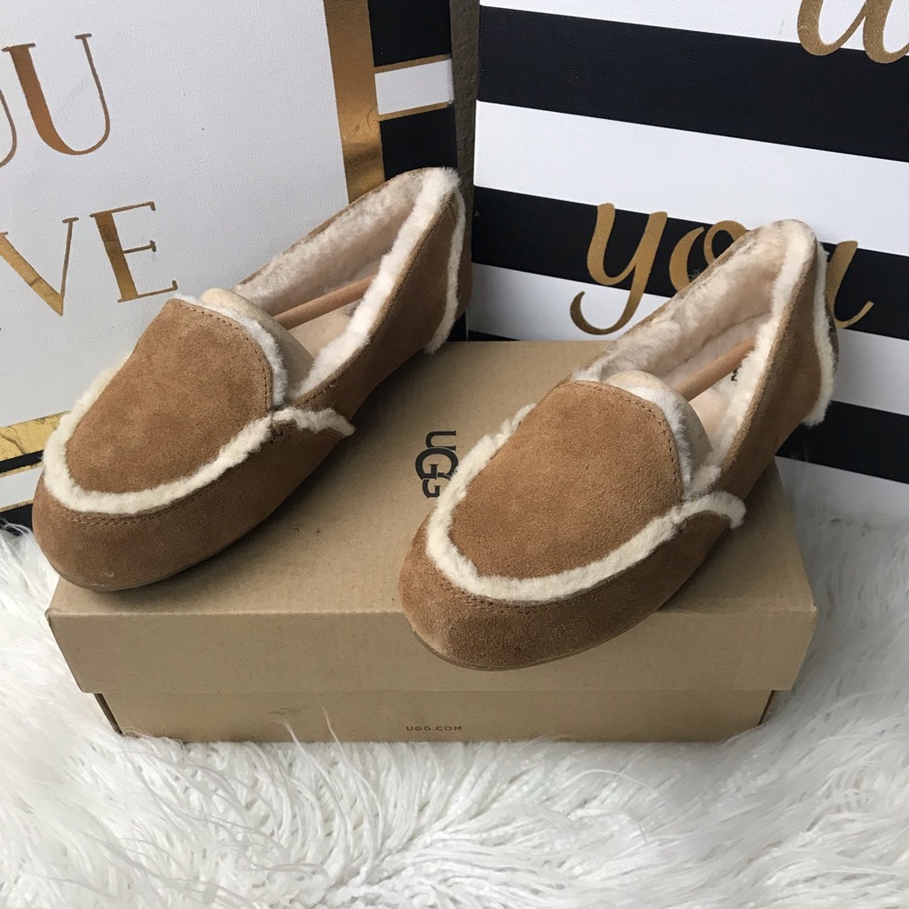 New Women’s UGG Loafers